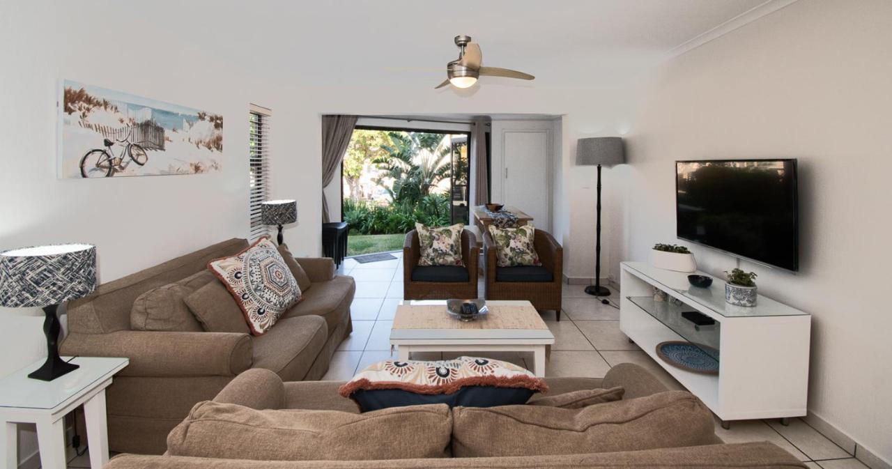 7 The Shades Umhlanga Rocks Apartment Durban Exterior photo